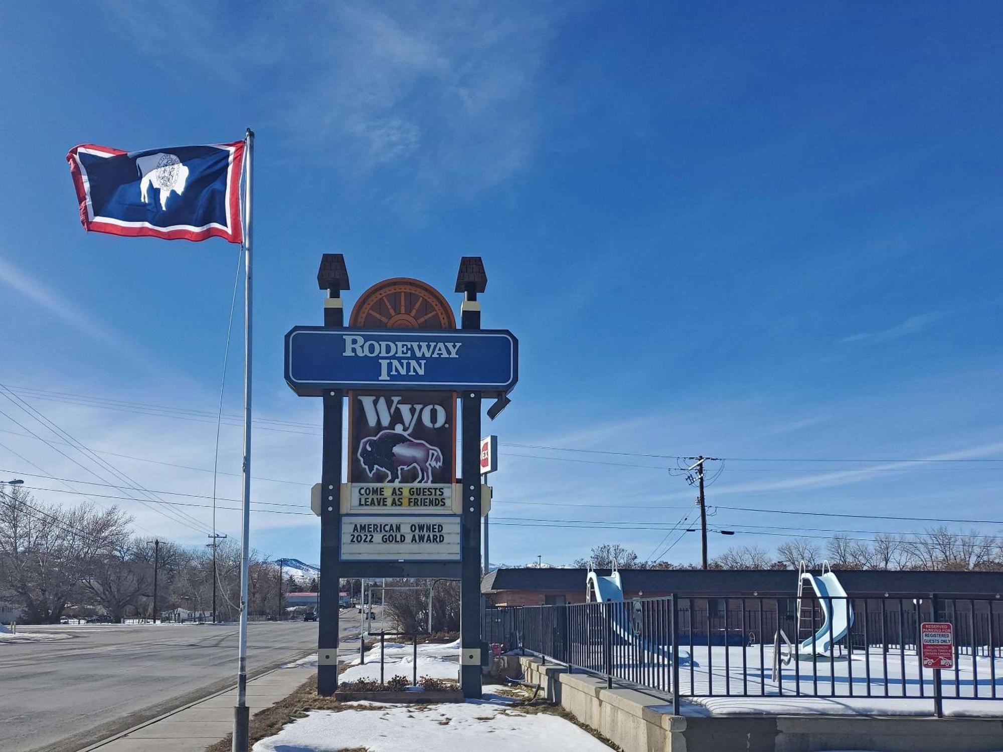Rodeway Inn Buffalo Exterior photo